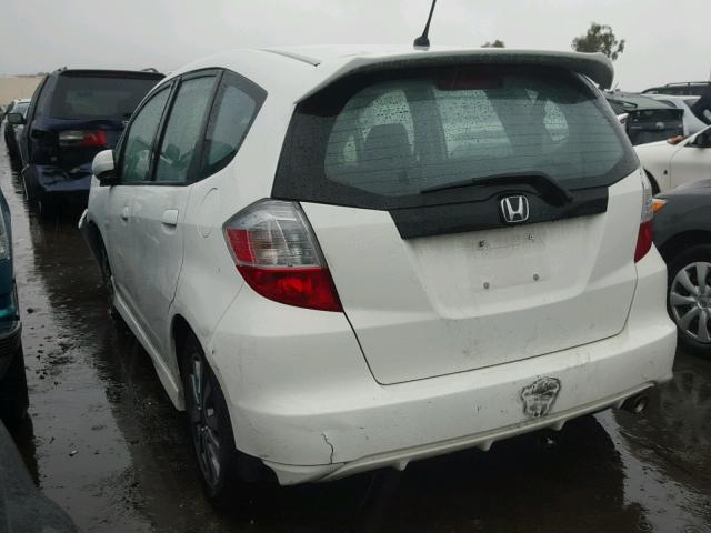 JHMGE8H57CC041838 - 2012 HONDA FIT SPORT WHITE photo 3