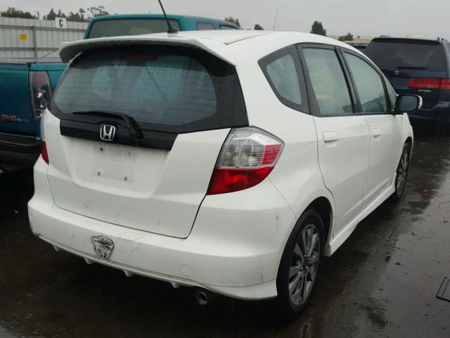 JHMGE8H57CC041838 - 2012 HONDA FIT SPORT WHITE photo 4