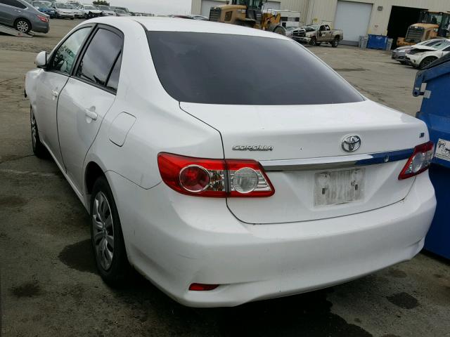 2T1BU4EE3CC827266 - 2012 TOYOTA COROLLA BA WHITE photo 3