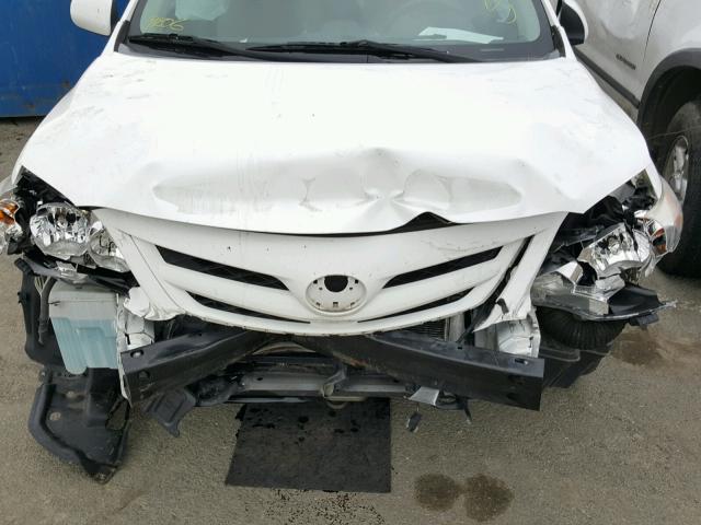 2T1BU4EE3CC827266 - 2012 TOYOTA COROLLA BA WHITE photo 7