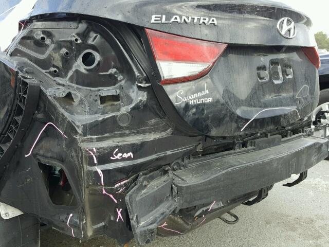 KMHDH4AE7GU632777 - 2016 HYUNDAI ELANTRA BLACK photo 9