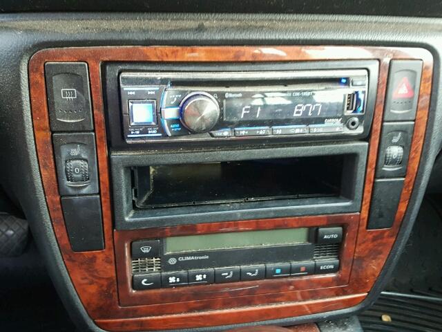 WVWYH63B93E158467 - 2003 VOLKSWAGEN PASSAT GLX 银色 照片 9