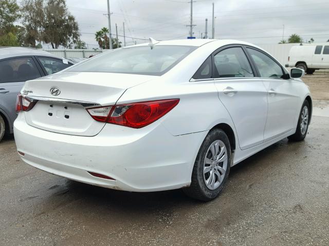 5NPEB4AC9BH066942 - 2011 HYUNDAI SONATA GLS WHITE photo 4