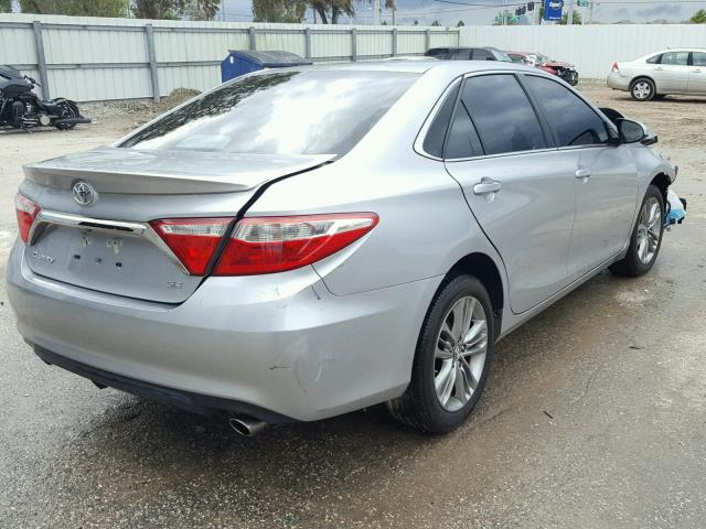 4T1BF1FK5HU709304 - 2017 TOYOTA CAMRY LE SILVER photo 4