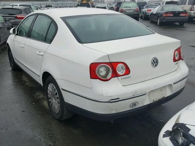 WVWJK93C87P028915 - 2007 VOLKSWAGEN PASSAT WHITE photo 3