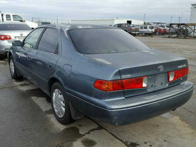 4T1BF22K2YU933996 - 2000 TOYOTA CAMRY LE მწვანე ფოტო 3
