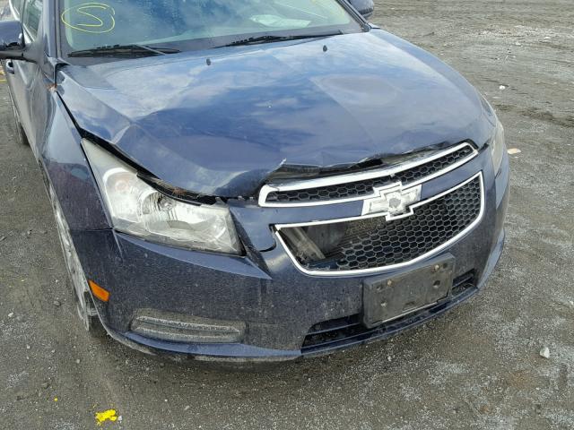 1G1PF5S99B7101014 - 2011 CHEVROLET CRUZE LT BLUE photo 9