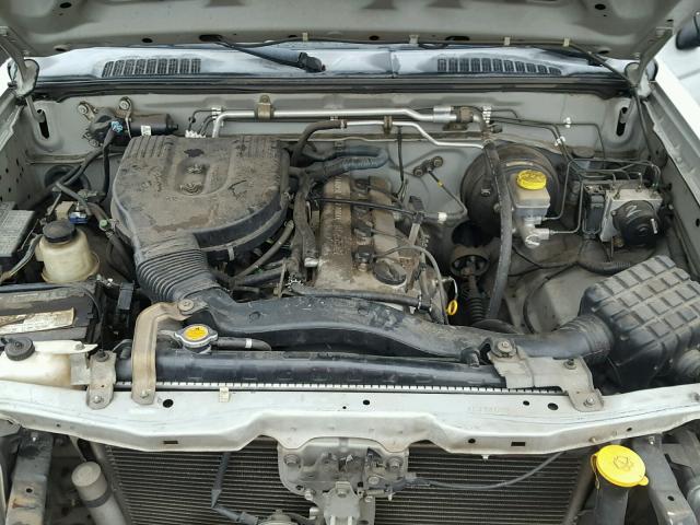 1N6DD26T24C474603 - 2004 NISSAN FRONTIER K SILVER photo 7