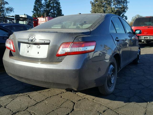 4T1BF3EK1BU631222 - 2011 TOYOTA CAMRY BASE GRAY photo 4