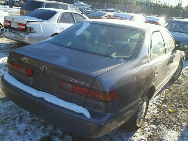 4T1BG22KXXU866043 - 1999 TOYOTA CAMRY CE GRAY photo 4