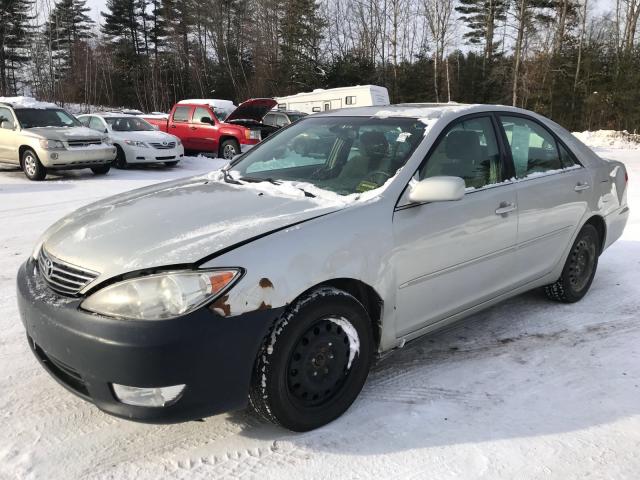 4T1BE30K45U580880 - 2005 TOYOTA CAMRY LE ვერცხლისფერი ფოტო 1