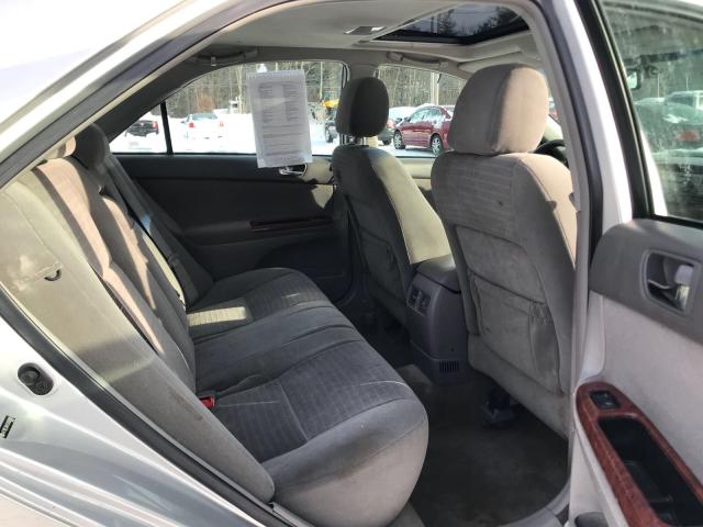 4T1BE30K45U580880 - 2005 TOYOTA CAMRY LE ვერცხლისფერი ფოტო 6