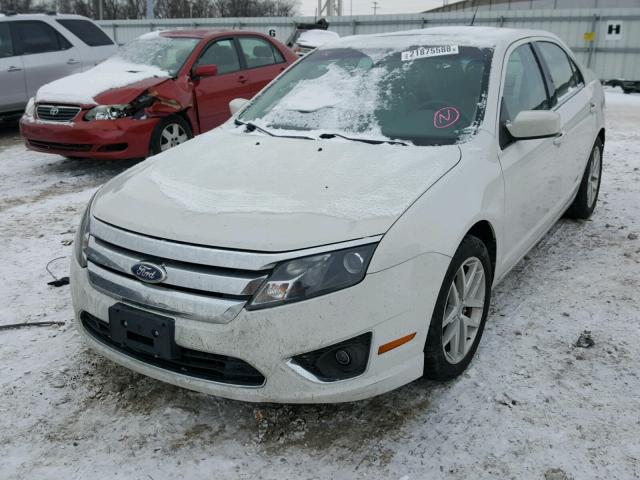 3FAHP0CG3AR362564 - 2010 FORD FUSION SEL WHITE photo 2