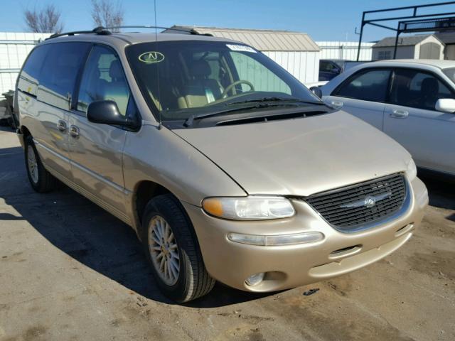 1C4GP54L0YB679859 - 2000 CHRYSLER TOWN & COU GOLD photo 1