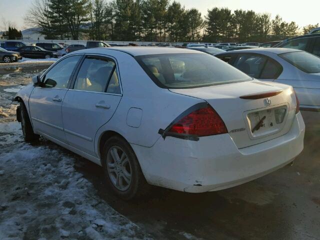 1HGCM56387A032426 - 2007 HONDA ACCORD SE WHITE photo 3