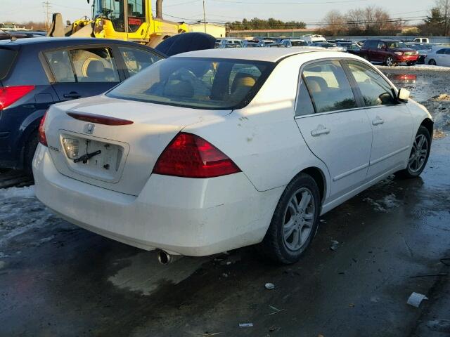 1HGCM56387A032426 - 2007 HONDA ACCORD SE WHITE photo 4