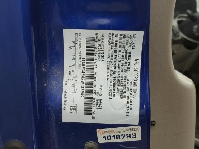 1FAHP34N45W137989 - 2005 FORD FOCUS ZX4 BLUE photo 10