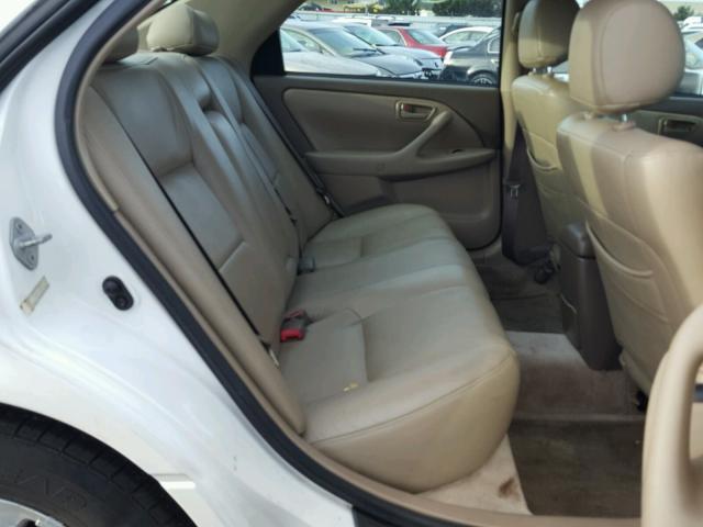 JT2BG28K5W0218569 - 1998 TOYOTA CAMRY LE თეთრი ფოტო 6