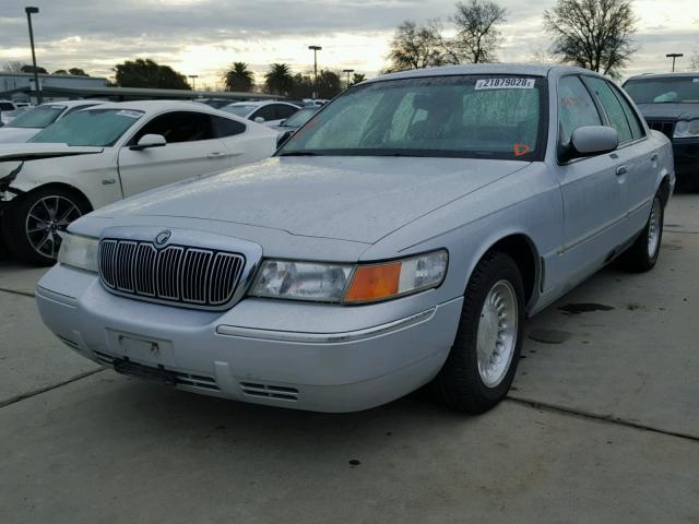 2MEFM75W3XX727809 - 1999 MERCURY GRAND MARQ SILVER photo 2