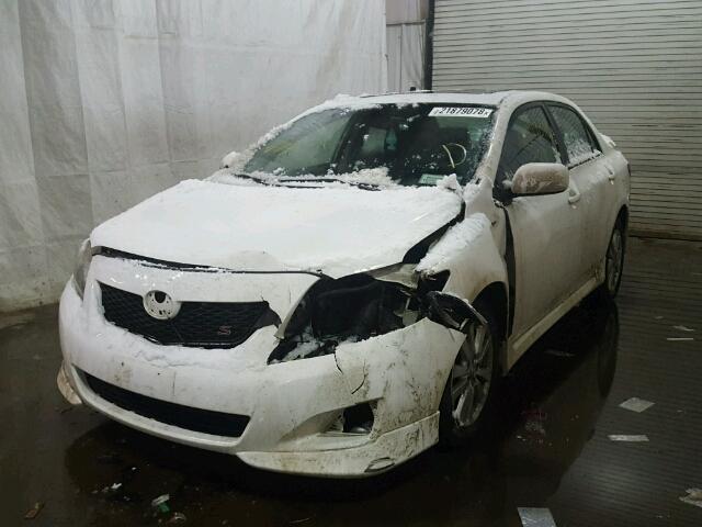 2T1BU4EE6AC292897 - 2010 TOYOTA COROLLA BA WHITE photo 2