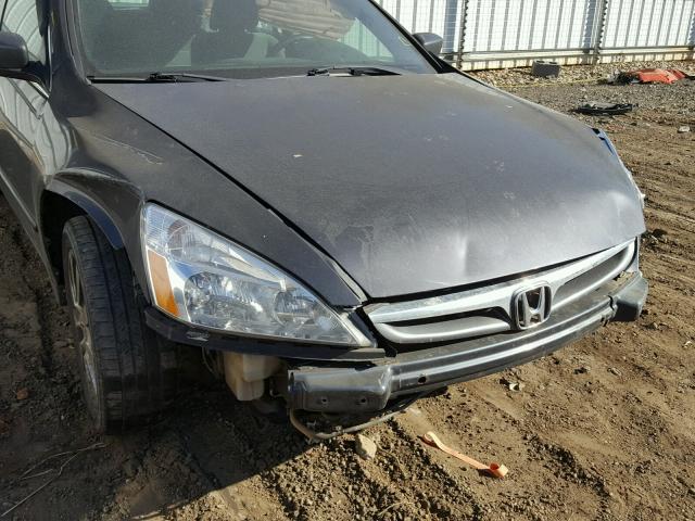 1HGCM66497A077695 - 2007 HONDA ACCORD SE GRAY photo 9