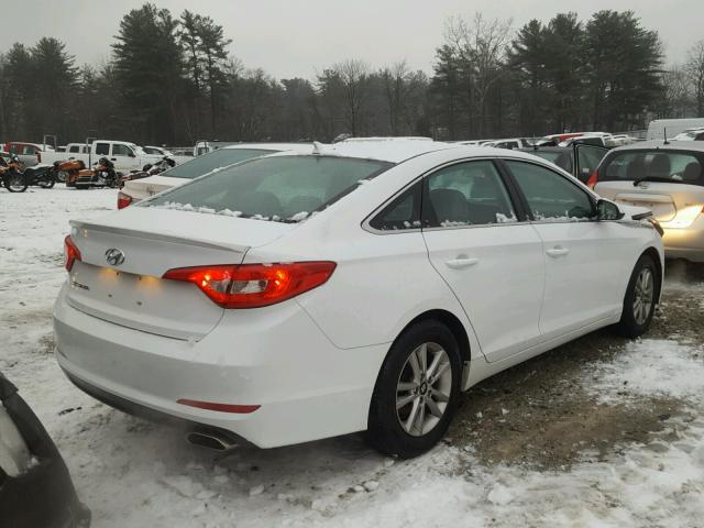 5NPE24AF8HH493712 - 2017 HYUNDAI SONATA SE WHITE photo 4