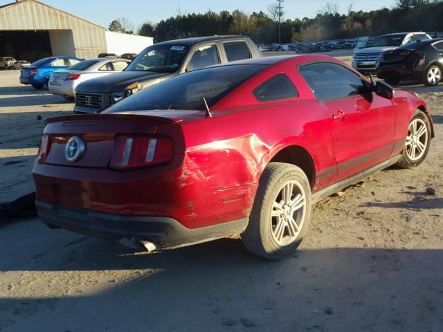 1ZVBP8AN8A5172730 - 2010 FORD MUSTANG RED photo 4