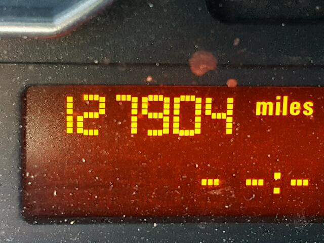 WBABS53492JU90933 - 2002 BMW 330 CI GRAY photo 8