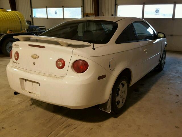 1G1AL15FX87189072 - 2008 CHEVROLET COBALT LT WHITE photo 4