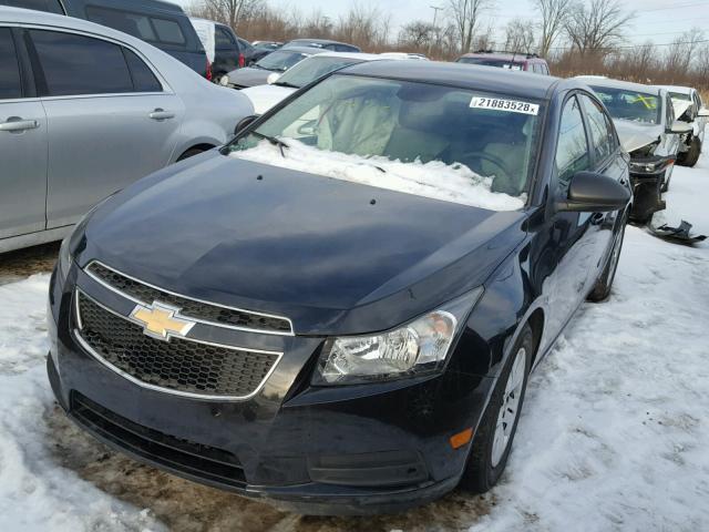 1G1PA5SH9D7264402 - 2013 CHEVROLET CRUZE LS BLACK photo 2