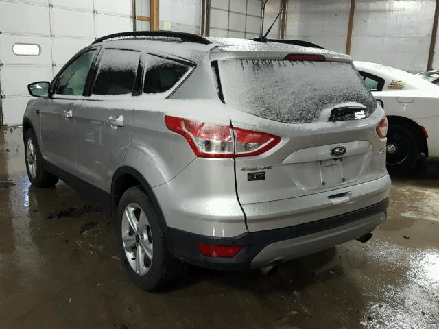 1FMCU9G99GUB56532 - 2016 FORD ESCAPE SE SILVER photo 3