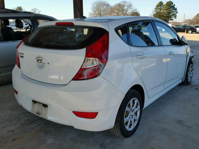 KMHCT5AE5CU018739 - 2012 HYUNDAI ACCENT GLS WHITE photo 4