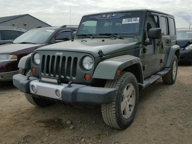 1J4GA59158L565496 - 2008 JEEP WRANGLER U GREEN photo 2