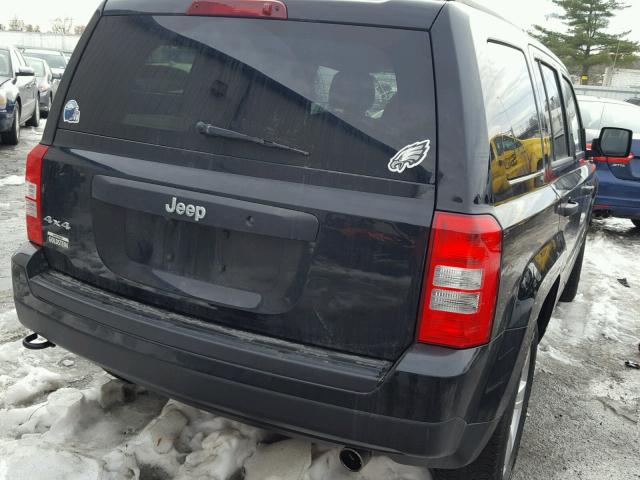 1C4NJRBB8DD158560 - 2013 JEEP PATRIOT SP BLACK photo 4