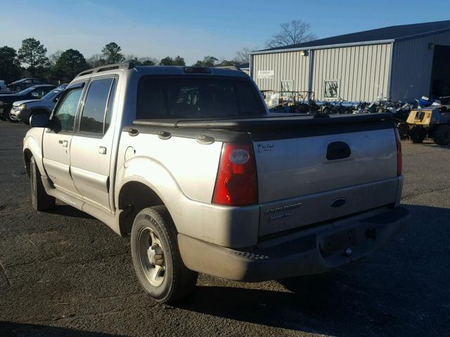 1FMZU67E92UD23888 - 2002 FORD EXPLORER S SILVER photo 3