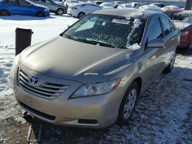 4T1BE46K17U611471 - 2007 TOYOTA CAMRY NEW BEIGE photo 2