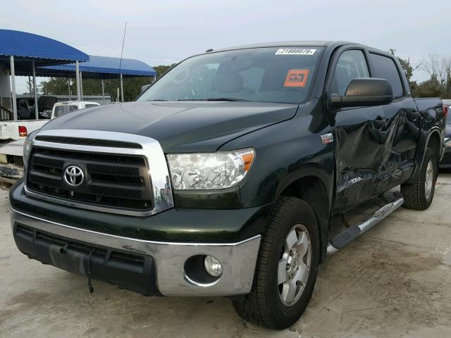 5TFDY5F13CX219537 - 2012 TOYOTA TUNDRA CRE GREEN photo 2