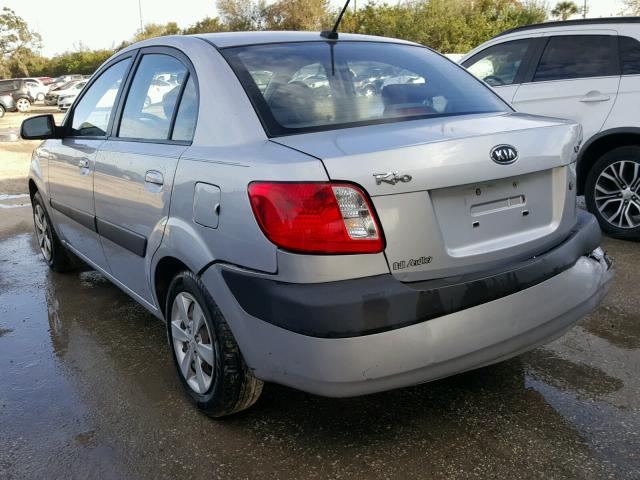 KNADE223896518631 - 2009 KIA RIO BASE SILVER photo 3