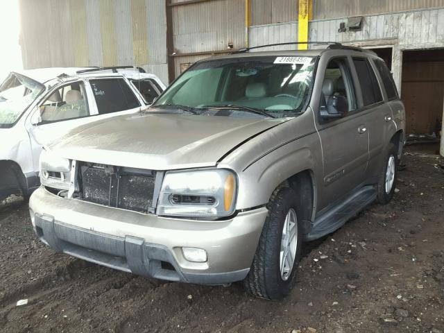 1GNDS13S222490504 - 2002 CHEVROLET TRAILBLAZE BEIGE photo 2