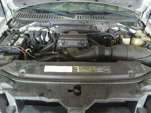 5LMFU28516LJ06953 - 2006 LINCOLN NAVIGATOR SILVER photo 7