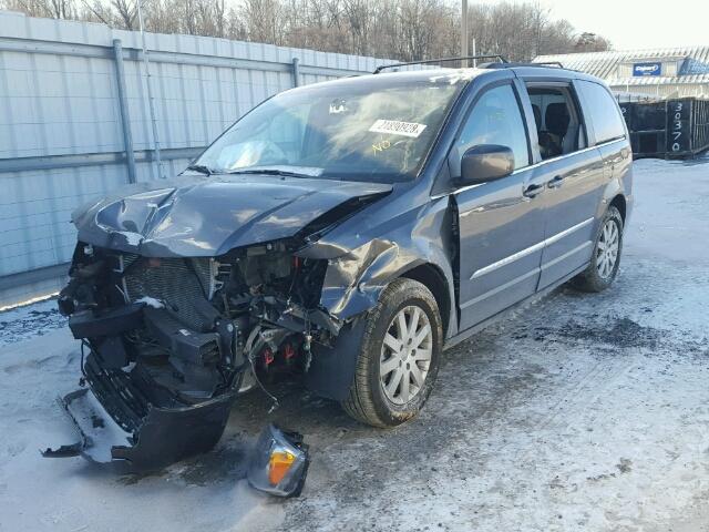 2C4RC1BG0GR301141 - 2016 CHRYSLER TOWN & COU GRAY photo 2