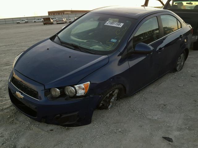 1G1JC5SH3D4239769 - 2013 CHEVROLET SONIC LT BLUE photo 2