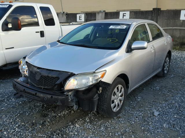 2T1BU4EE8AC301566 - 2010 TOYOTA COROLLA BA SILVER photo 2