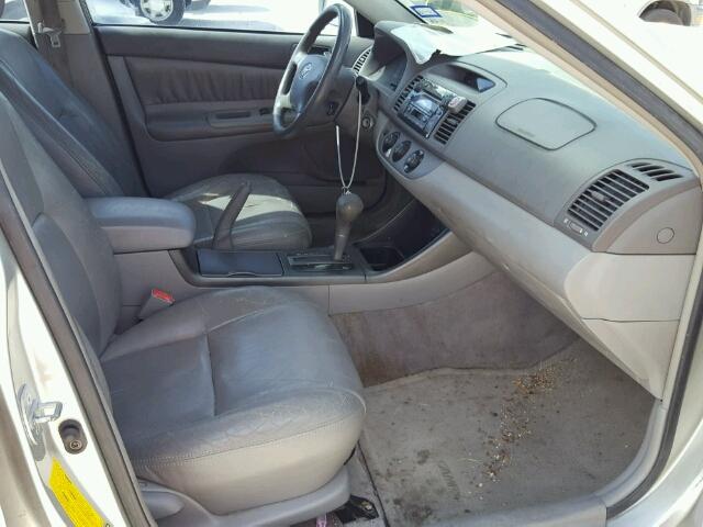 JTDBE30K020004033 - 2002 TOYOTA CAMRY LE SILVER photo 5