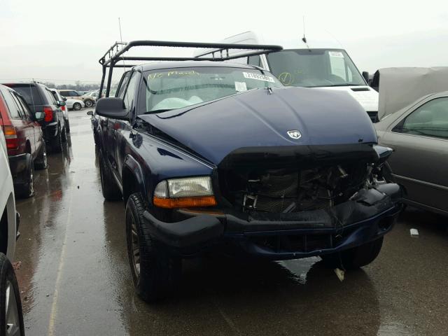 1B7HG38XX2S562898 - 2002 DODGE DAKOTA QUA BLUE photo 1