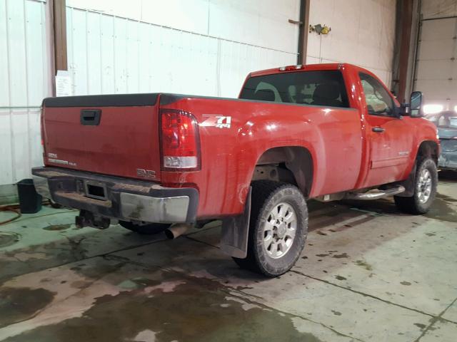 1GT020CG5DF124660 - 2013 GMC SIERRA K25 RED photo 4