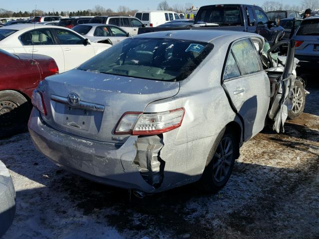 4T1BB3EK7AU120589 - 2010 TOYOTA CAMRY HYBR SILVER photo 4