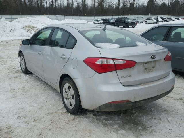 KNAFK4A69G5613453 - 2016 KIA FORTE LX SILVER photo 3