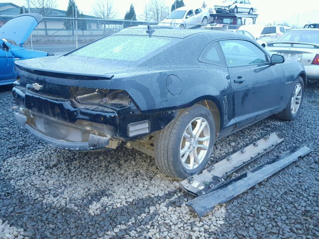 2G1FB1E38D9137799 - 2013 CHEVROLET CAMARO LT BLACK photo 4