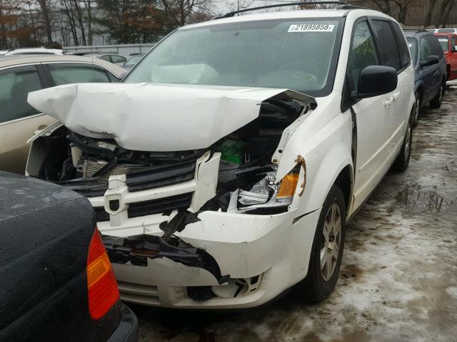 2D4RN4DE0AR139223 - 2010 DODGE GRAND CARA WHITE photo 2